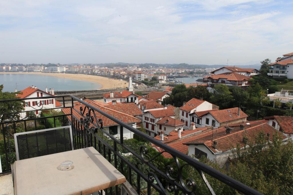 Hotel Agur Deneri Ciboure Esterno foto